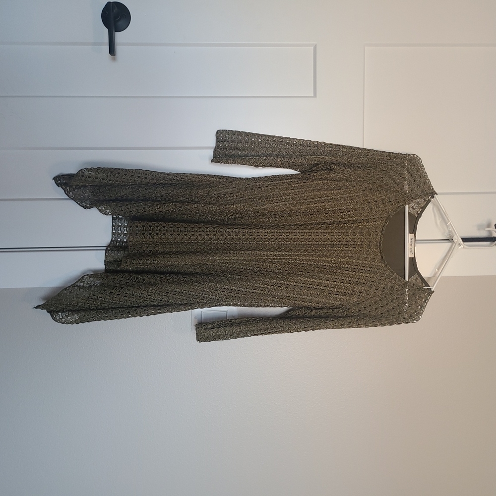 Olive Top